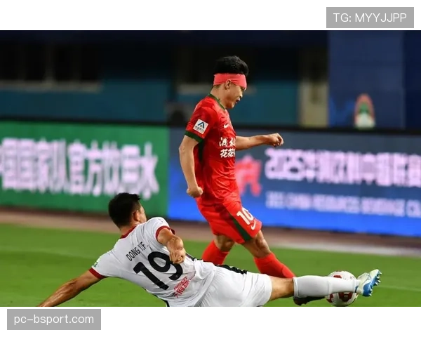 【2026年4月中超联赛·赛事筹办·政策足协拟在U21联赛推行新规，鼓励更多边路地面渗透，减少简单传中